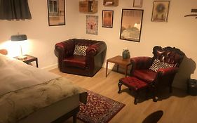 Comfortable Large Room King S Bed Near Cph Centre